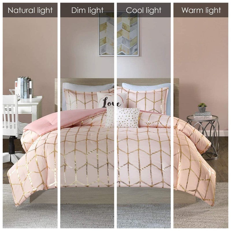 Intelligent Design Raina King/Cal King Comforter Set, Soft Microfiber, Modern Geometric Metallic Bed Set, 5 Pieces College Bedding with 2 Shams, 2 Toss Pillows Blush/Gold - Image 2